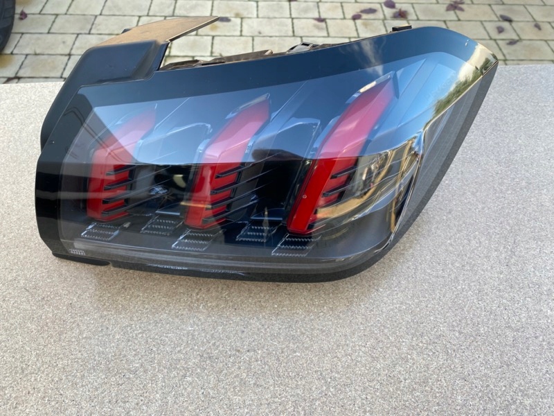фото №1, Peugeot 208 ii led лампа права задня задня