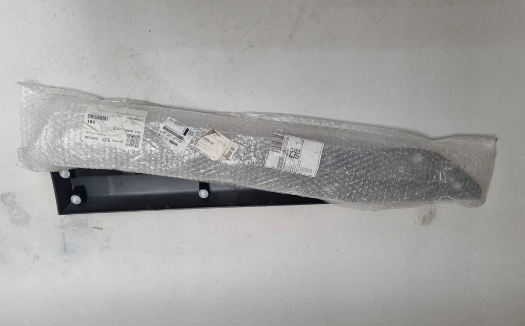 фото №8, Jumpy expert proace iii 16- молдинг na двері правий bok двері зсувні