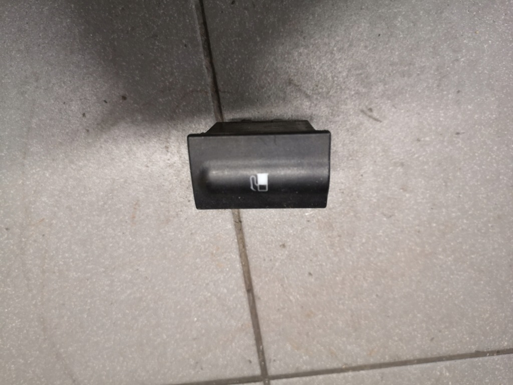 фото №1, Переключатель открывания крышка заливной skoda octavia