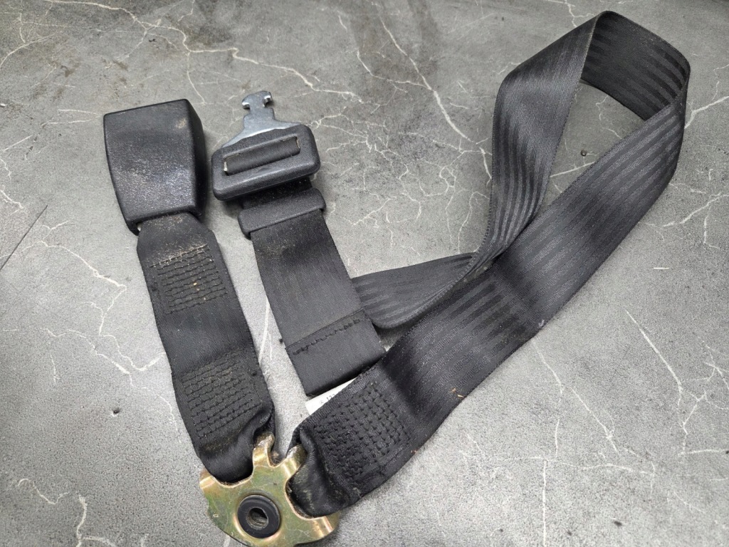 фото №1, 1248607185 pas средний задняя mercedes w123