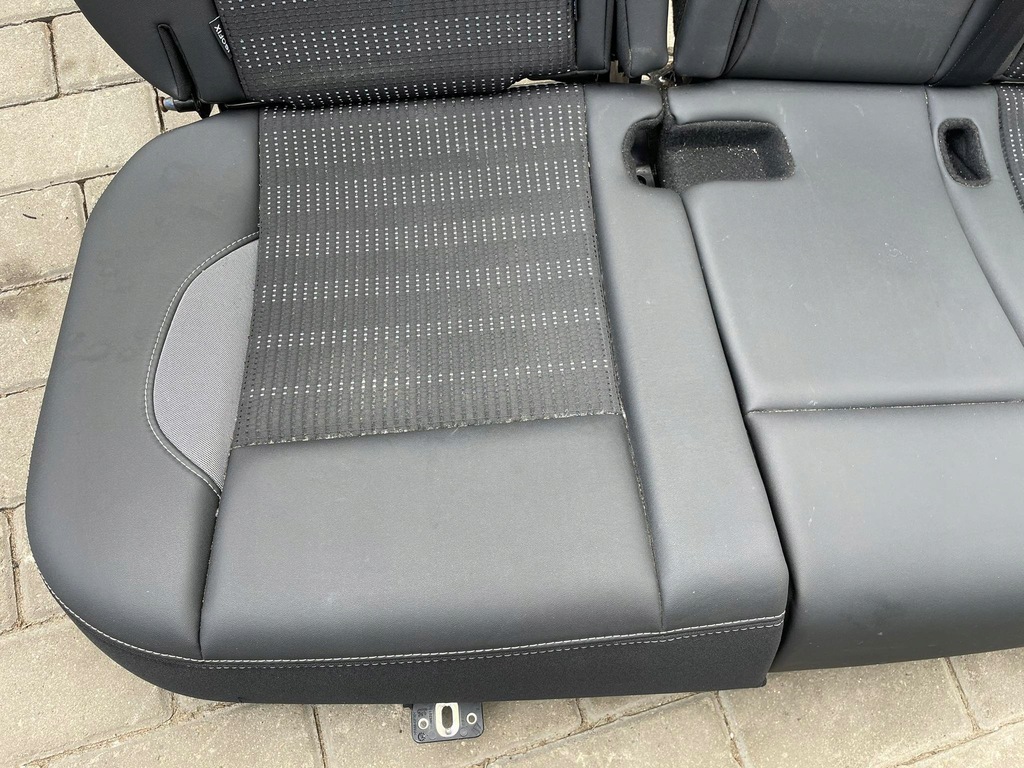 фото №6, Peugeot 2008 i сидіння сидіння задня заднє сидіння