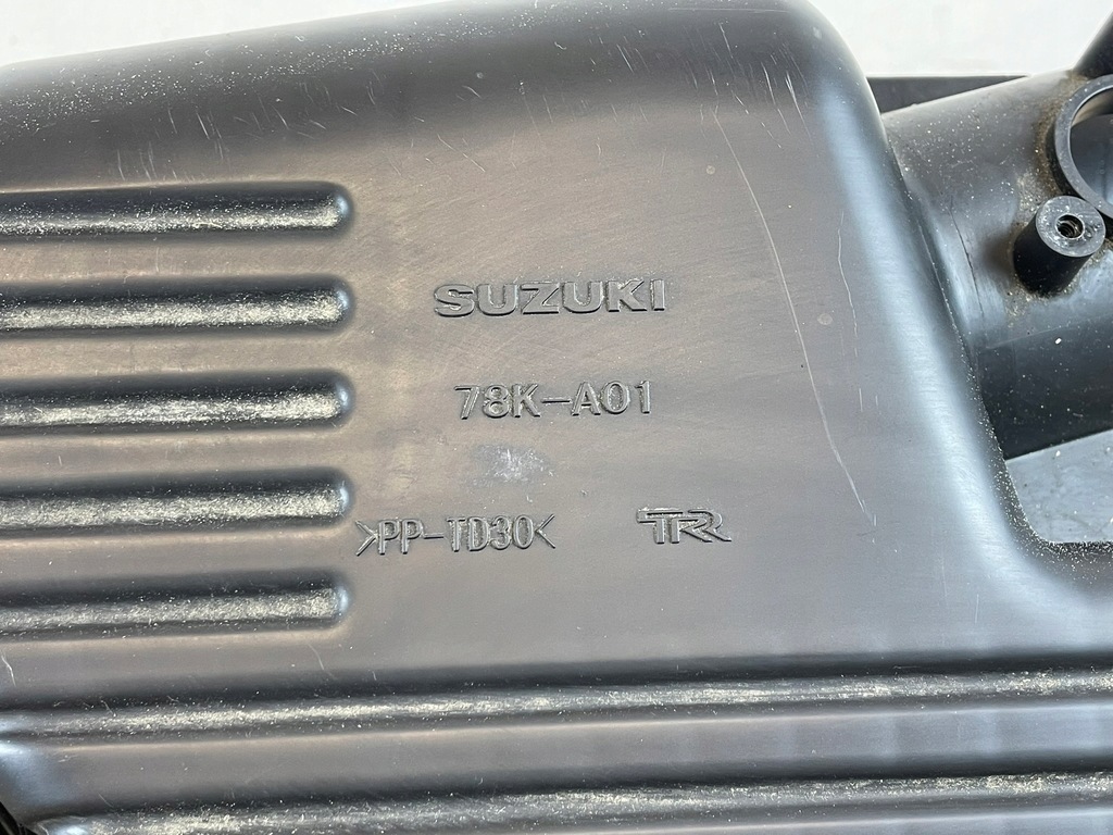 фото №4, Grand vitara ii корпус фильтра воздуха 2.4 b