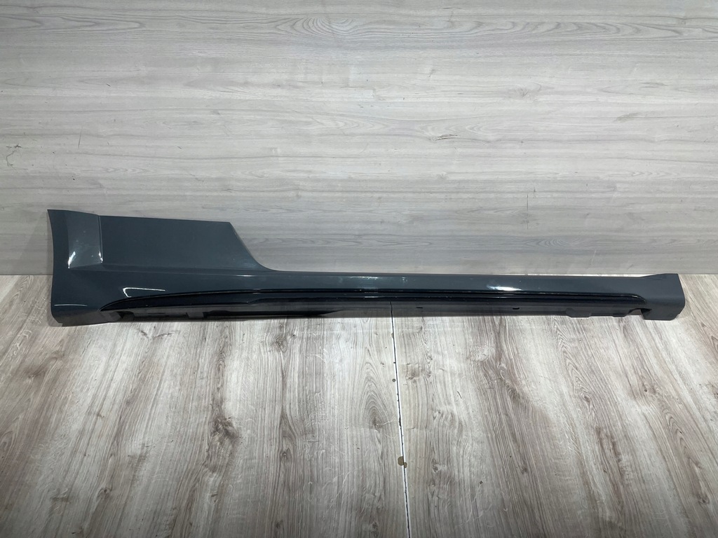 фото №1, Audi ttrs 8s поріг молдинг поріг права