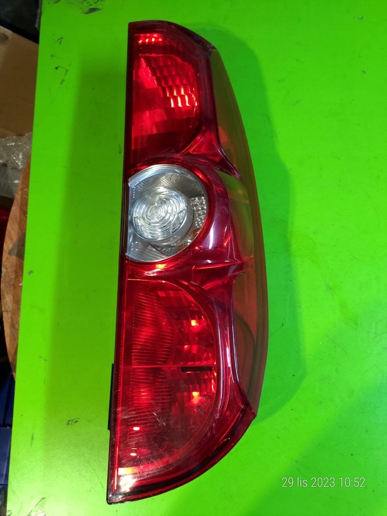 фото №1, Лампа права задня задня fiat doblo ii 10-14 , combo d