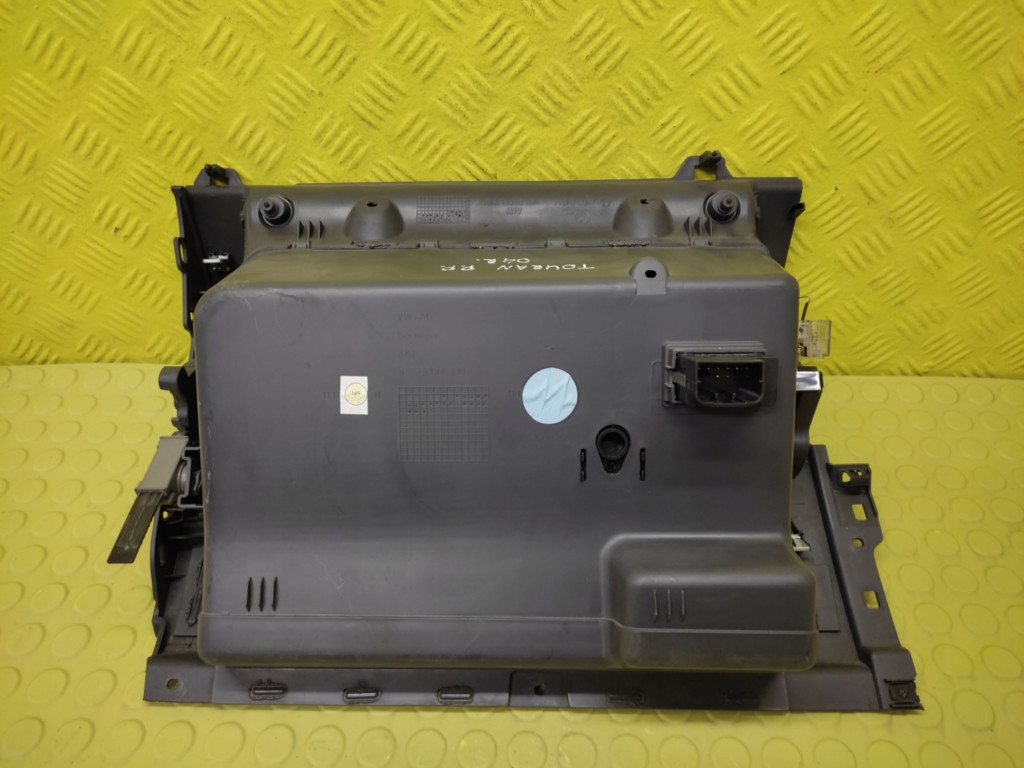 фото №5, Vw touran i бардачок пассажира 1t1857101