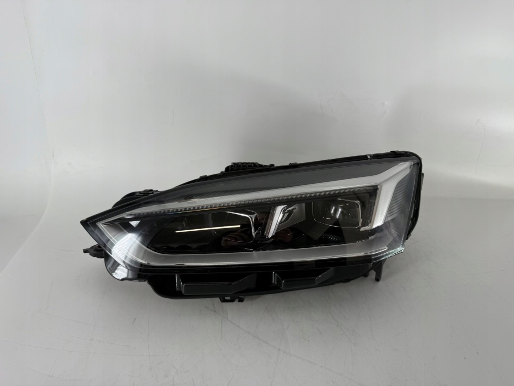 Audi a5 f5 8w6 full led фара ліва правий Недорого