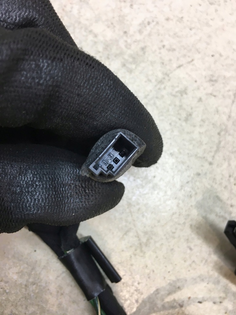 фото №9, Джгут двері лівий задня discovery iii ymm502601b