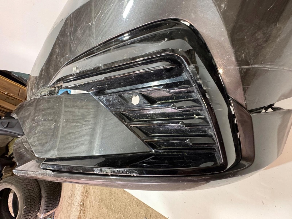 фото №3, Volvo s90 v90 ii 2 lift r-design бампер перед передний + решётка оригинал