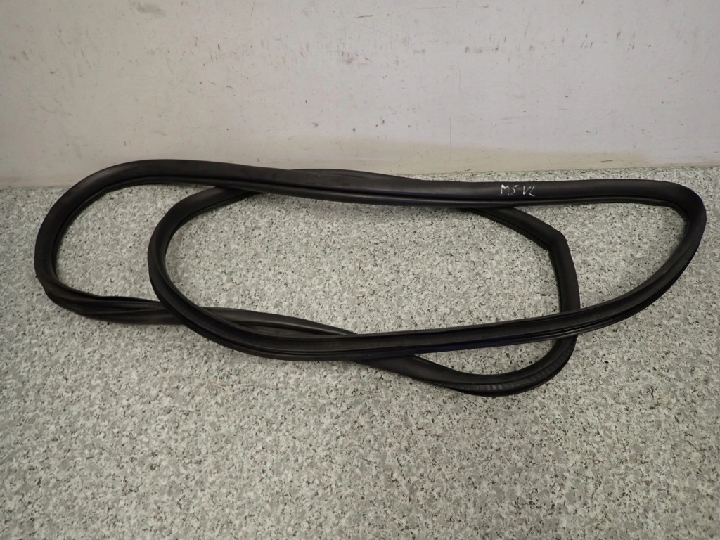 фото №1, Mazda5 mazda 5 05-10 прокладка кузовна передня ліва