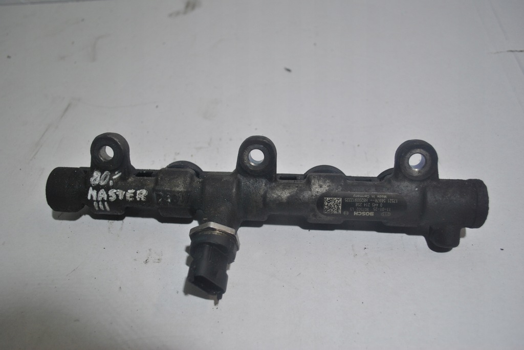 фото №1, Молдинг впрыскная renault master iii 0445214258