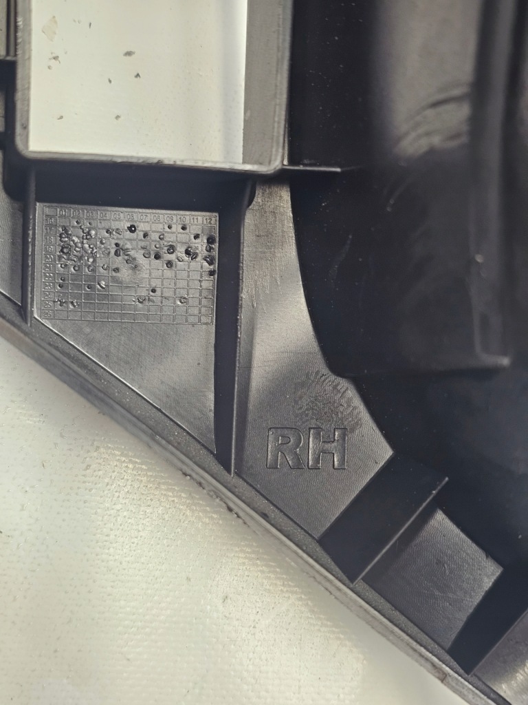 фото №13, Панель фары лампы направляющая правый усилитель c3 aircross 2017 - 13490039