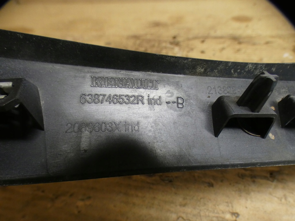 фото №7, Renault grant scenic iv накладка молдинг крыла правая левая