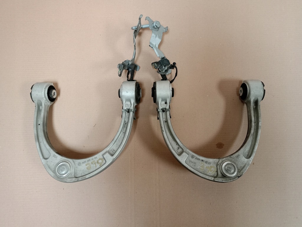 фото №1, Рычаг верхний rh lh mercedes gle w167