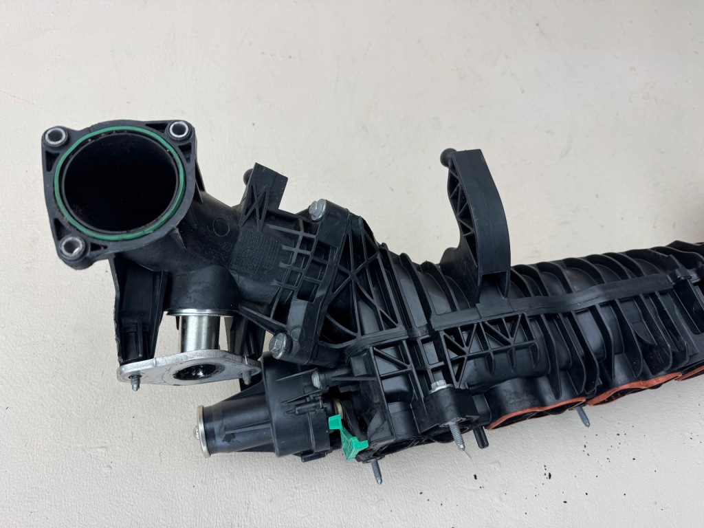 Bmw f01 f06 f12 f13 f10 f11 x5 x3 коллектор впускной  7811909 11 857079101 с Разборки