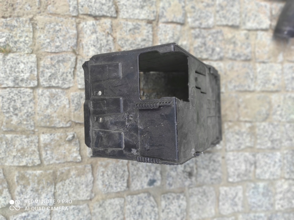 Купити Корпус акумулятор citroen peugeot 9663615580