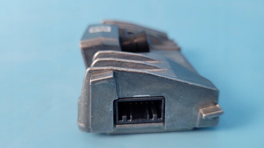 фото №9, Kia sportage v 23r камера ассистент поперечина 99211-p1060