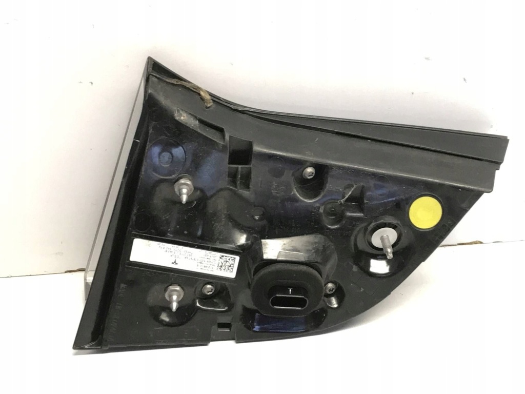 Tesla model y 20- 3 рестайлинг  22-фара крышки багажника левая задний led 1502088-00-b Киев