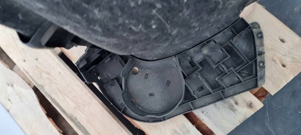 фото №9, Sq8 q8 підкрилок праве правий задня матеріал 24r 4m8810172n