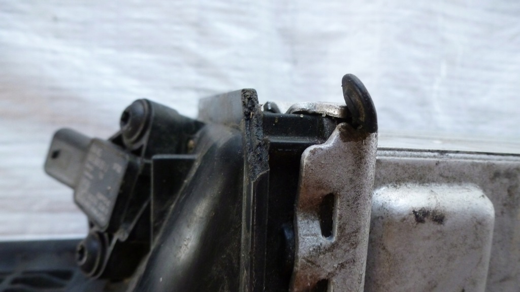 Audi vw skoda радиатор интеркулер 04e145785e Недорого