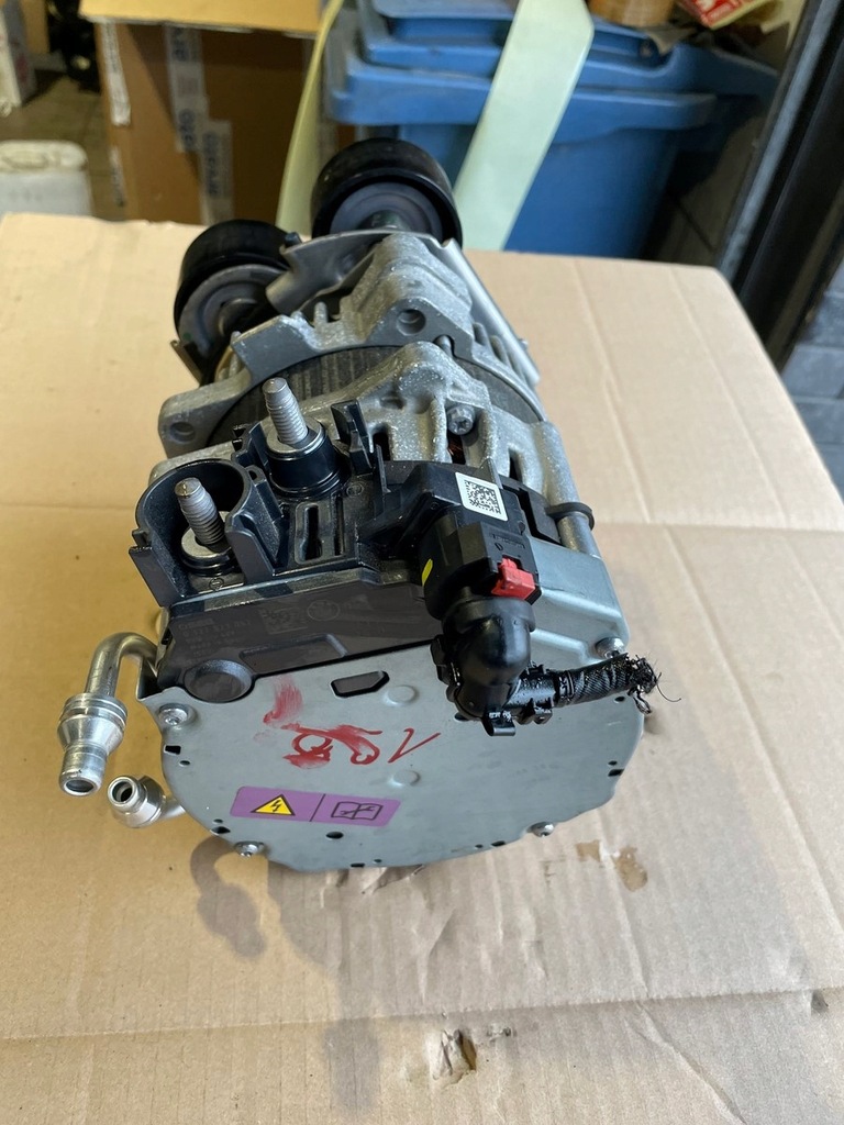 фото №12, Bmw 5 g30 g31 g01 g32 2.0d генератор 8490538