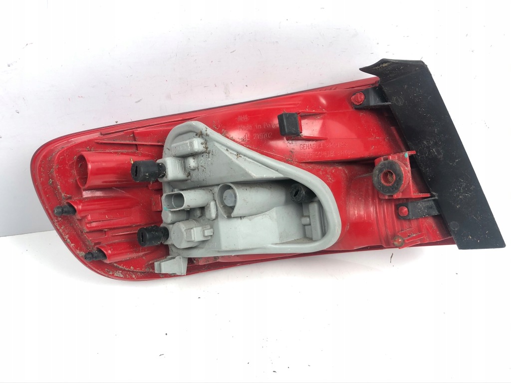 Audi a4 b8 avant фара led задняя w крышке  l - 11850 Цена