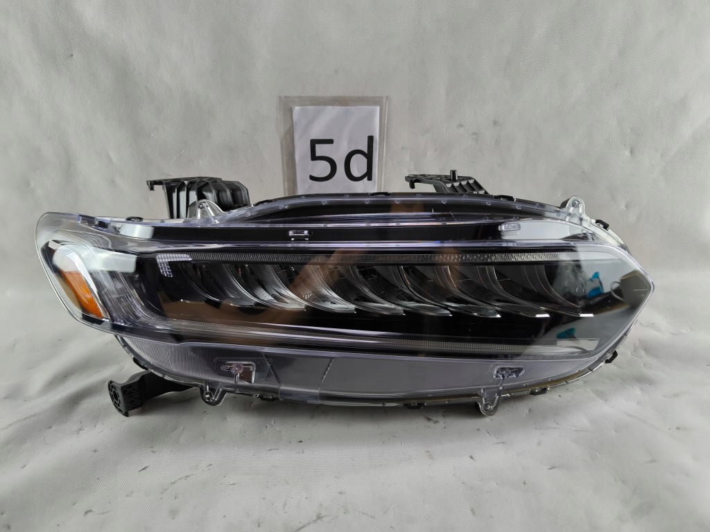 Купить Honda accord рестайлинг  2020- full led правая  фара фара америка