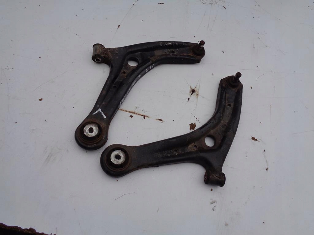 фото №1, Рычаг левый перед ford fiesta mk7