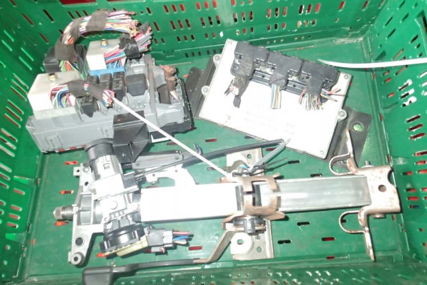 фото №1, Jeep cherokee liberty kj 3.7 набор стартовый