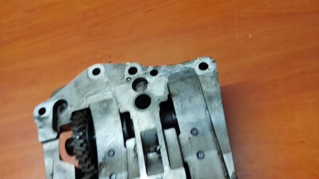 Насос масла валы toyota avensis t25 corolla verso 2,2 177km 04- Цена