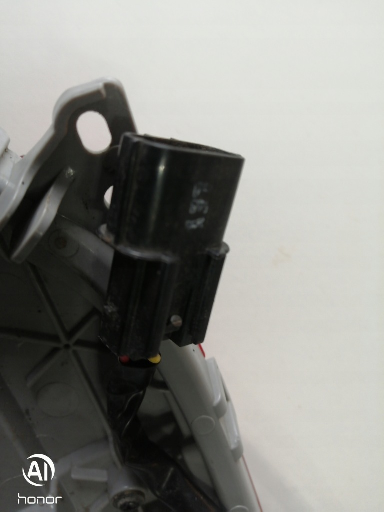 фото №12, Лампа бампера задняя задняя правая 92406-d92 kia sportage iv 15-19r