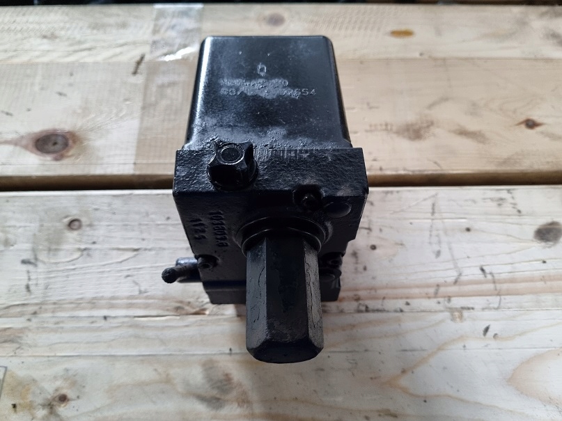 Купить Помпа подъёма кабины man tgx tgs euro 6