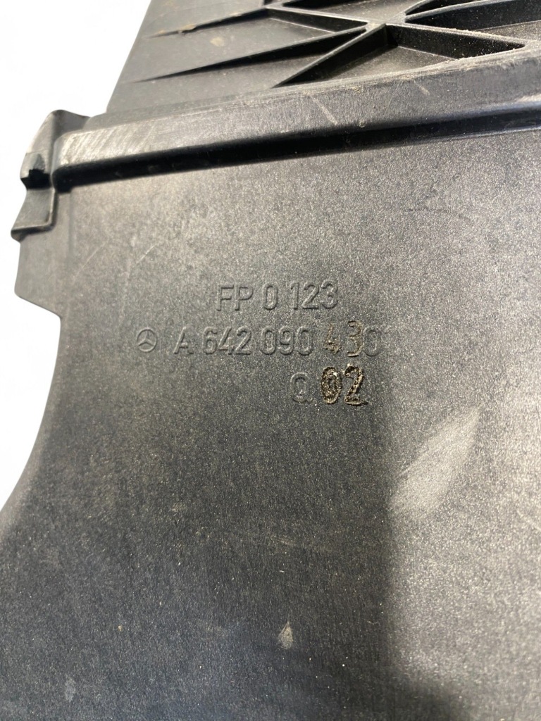 Купити Mercedes-benz gls x166 корпус фільтра повітря a6420942304