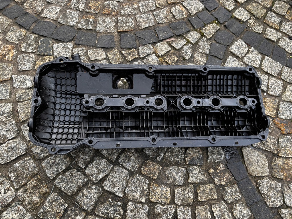 Bmw 3 e46 кришка клапанів 1928403154 оригінал Київ