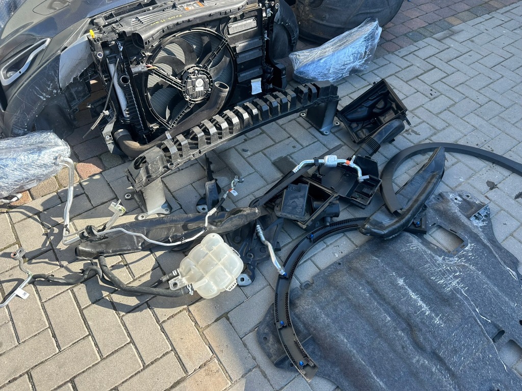 Ford focus mk4 перед капот бампер фары ремень передний радиатор Недорого