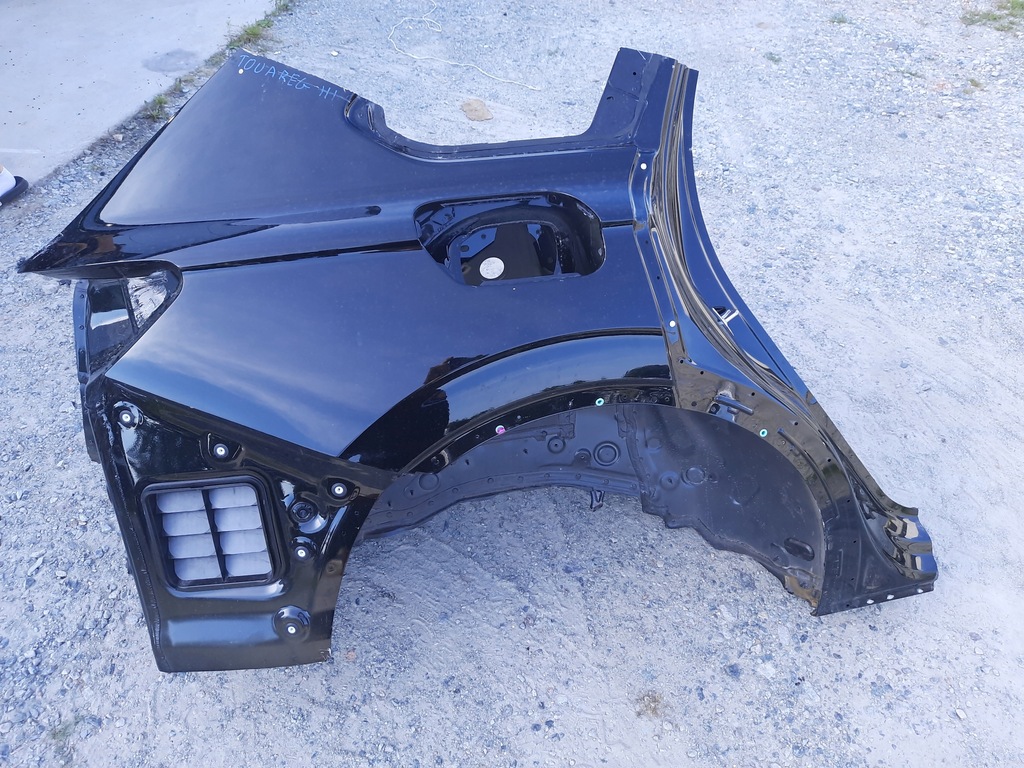 фото №1, Vw touareg iii 760 чверть задня права крила