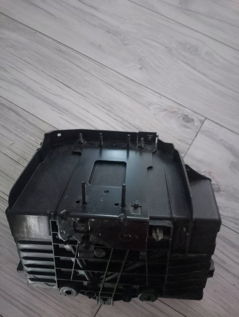 фото №6, Основание аккумулятор renault kangoo ii 8200870492