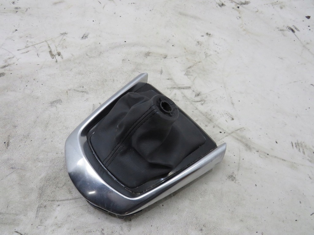 фото №1, Чехол переключения передач рамка mazda 2 dj