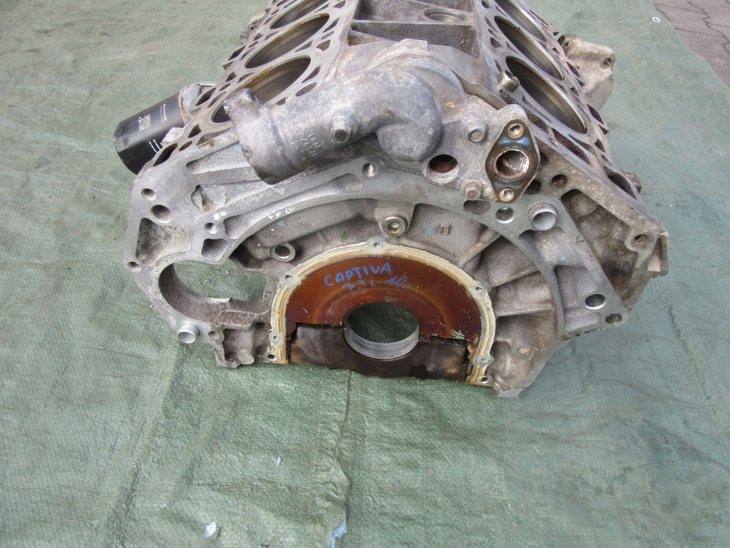 фото №8, Chevrolet captiva 3.2i 2010 блок двигателя