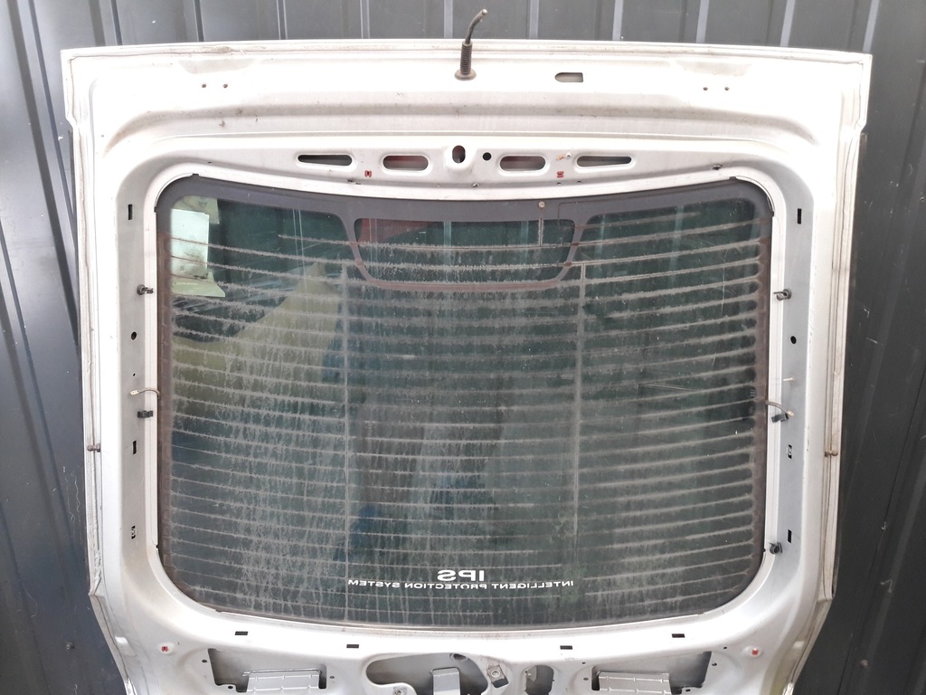 фото №11, Крышка багажника багажника ford mondeo mk3 5d серебристая