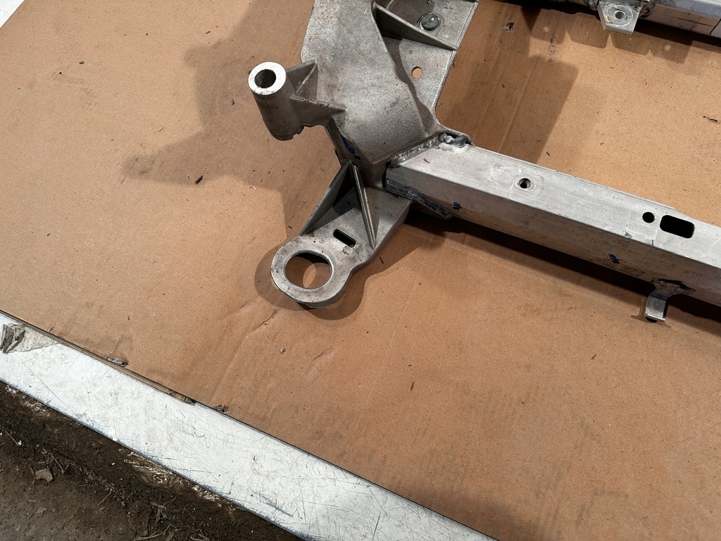 фото №12, Chevrolet camaro 16- подрамник подрамник подрамник перед