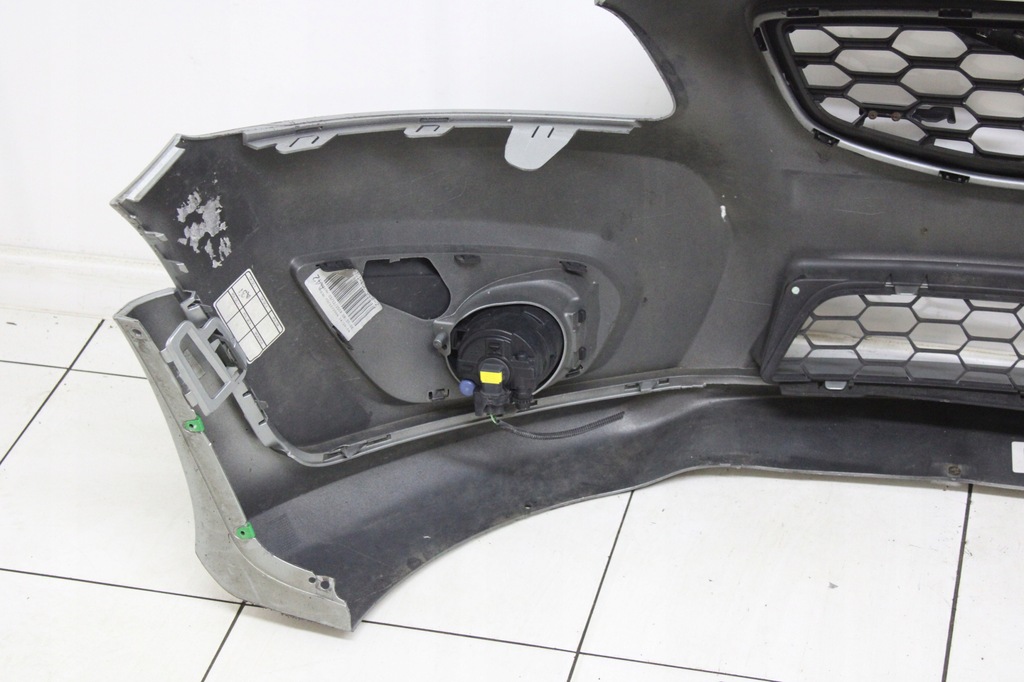 фото №5, Volvo c30 i lift 2010r- r-design бампер перед передній + решітка радіатора kompletny