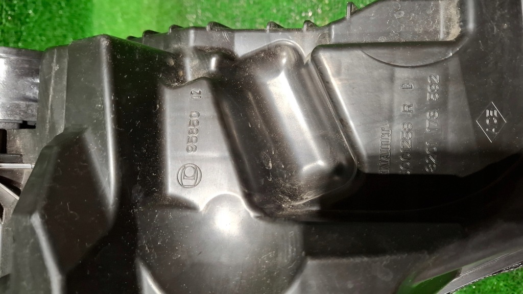 фото №4, Корпус фильтра воздуха 165001258r renault clio iv