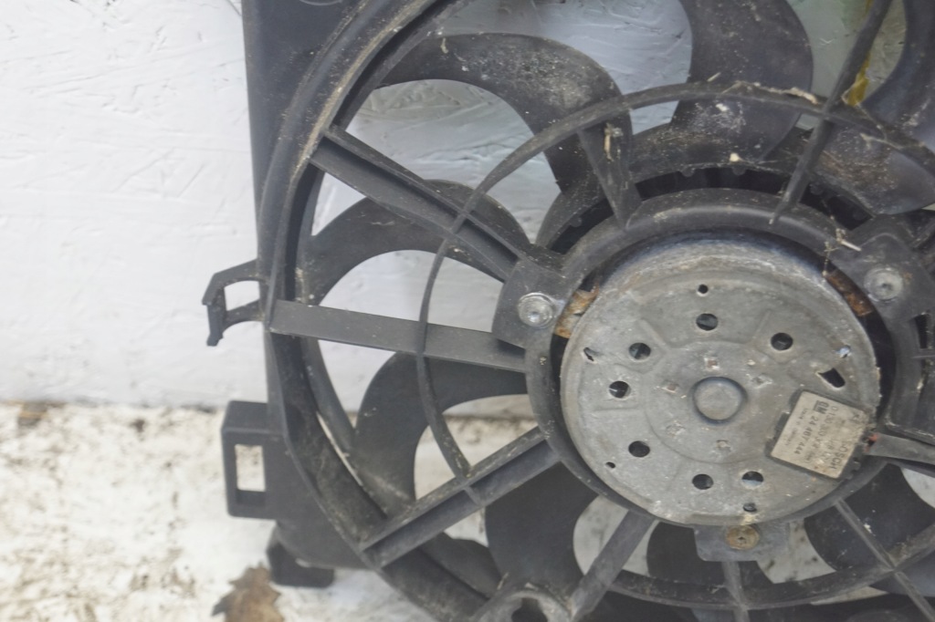 Вентилятор радіатора opel astra h 1.9 24467444 Недорого