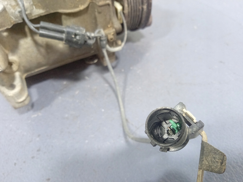 фото №6, Mitsubishi lancer vii 1.6 16v 4g18 компрессор кондиционера mr460436