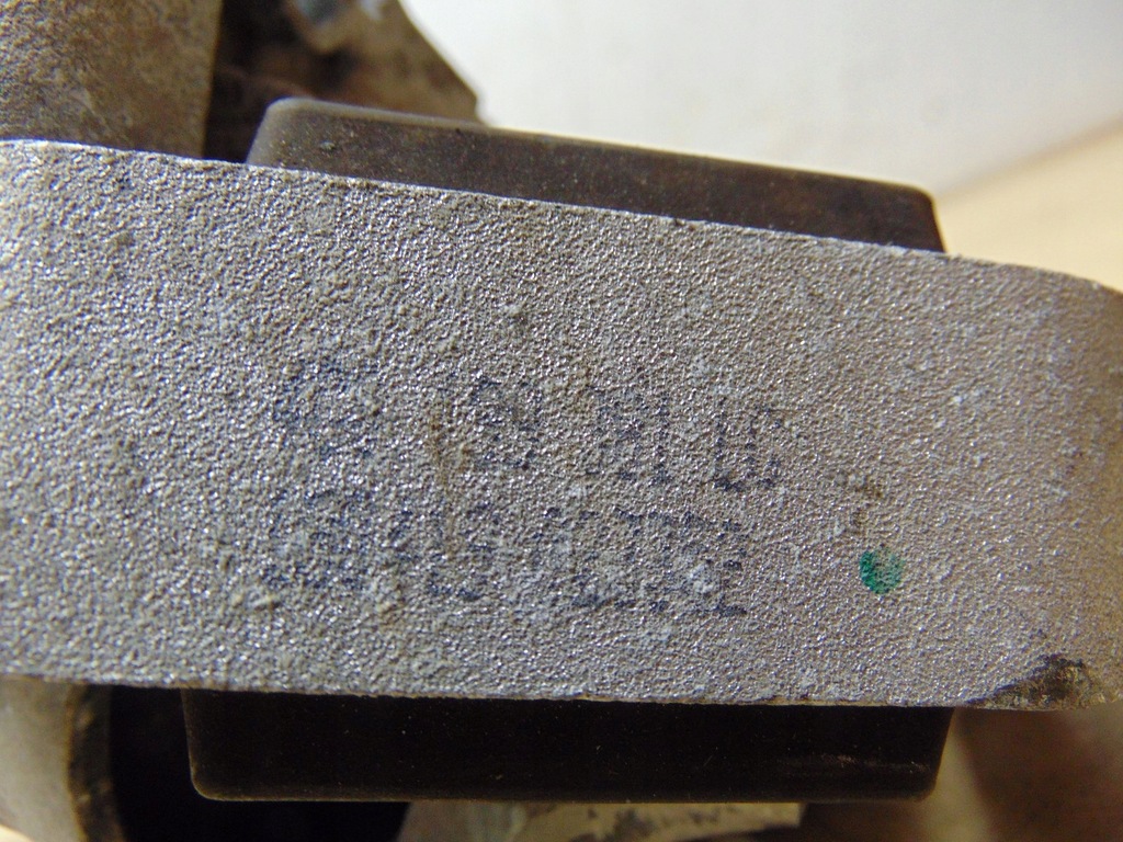 фото №12, Подушка двигуна кронштейн audi a6 c7 датчик 4g0199381