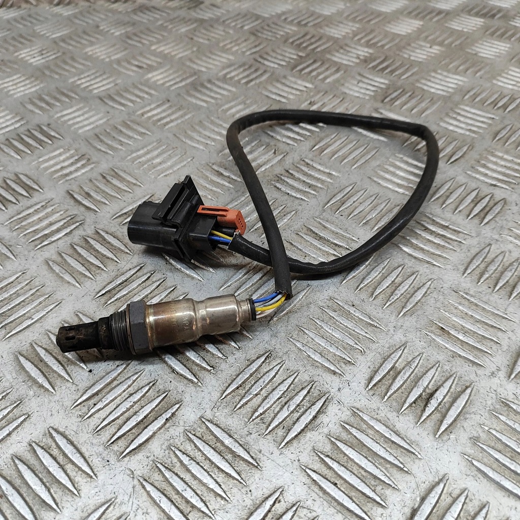 фото №2, Audi a4 s4 b9 8w 2017 датчик лямбда-зонд