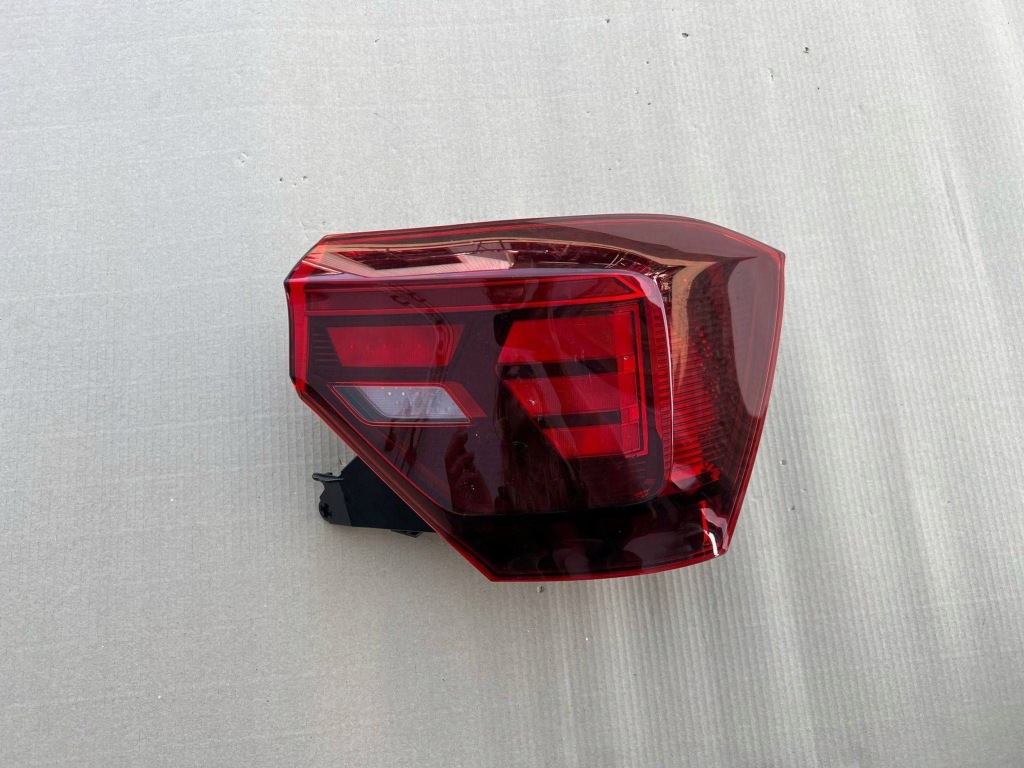 фото №1, Vw polo vi 2g lift europa права лампа задня задня