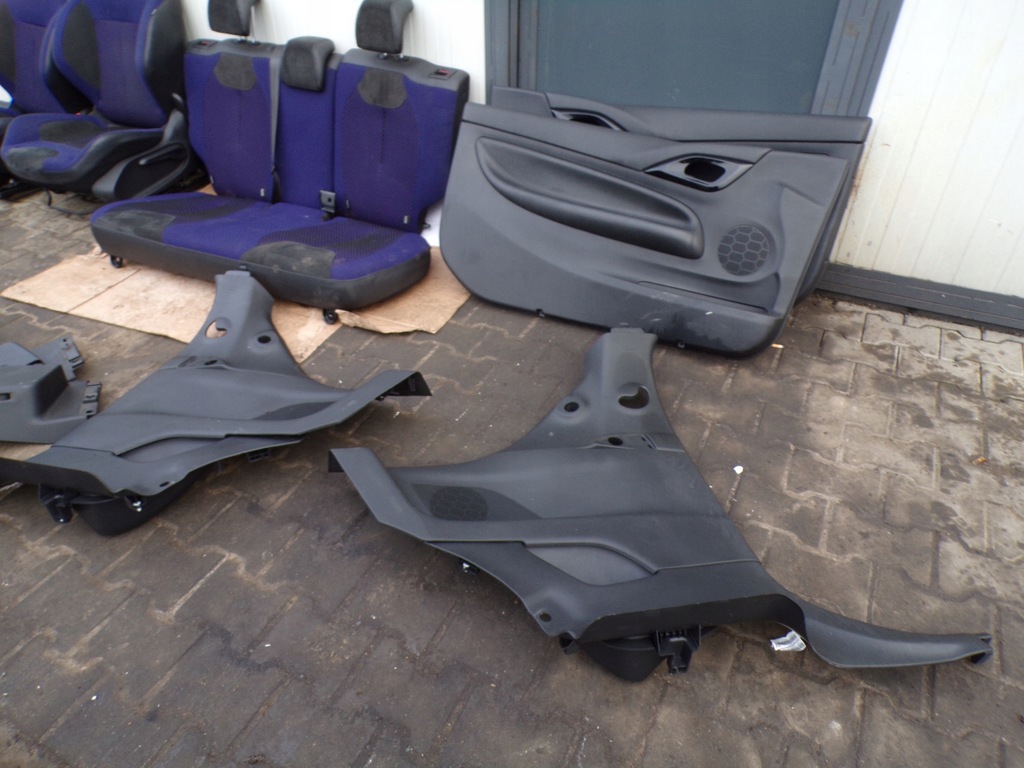 фото №7, Салон сиденья заднее сиденье citroen ds3 cabrio