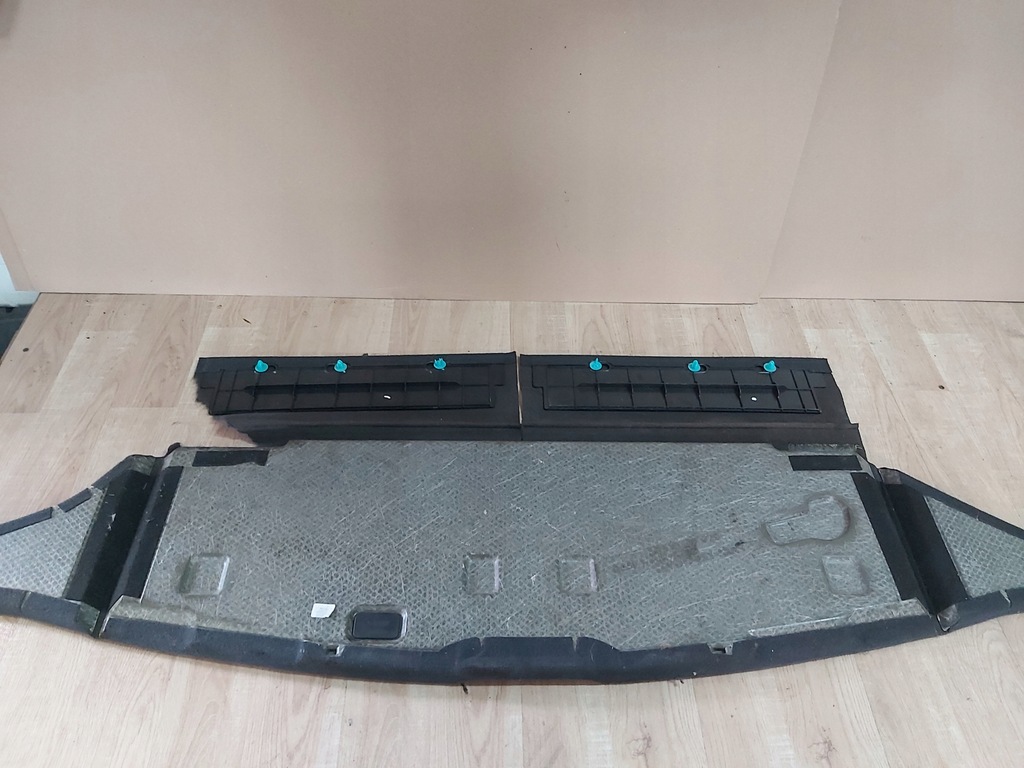 фото №6, Toyota verso 09 пол багажника задняя