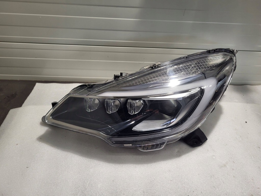 Купити Citroen c3 ds3 full led лампа лівий перед 9808065180